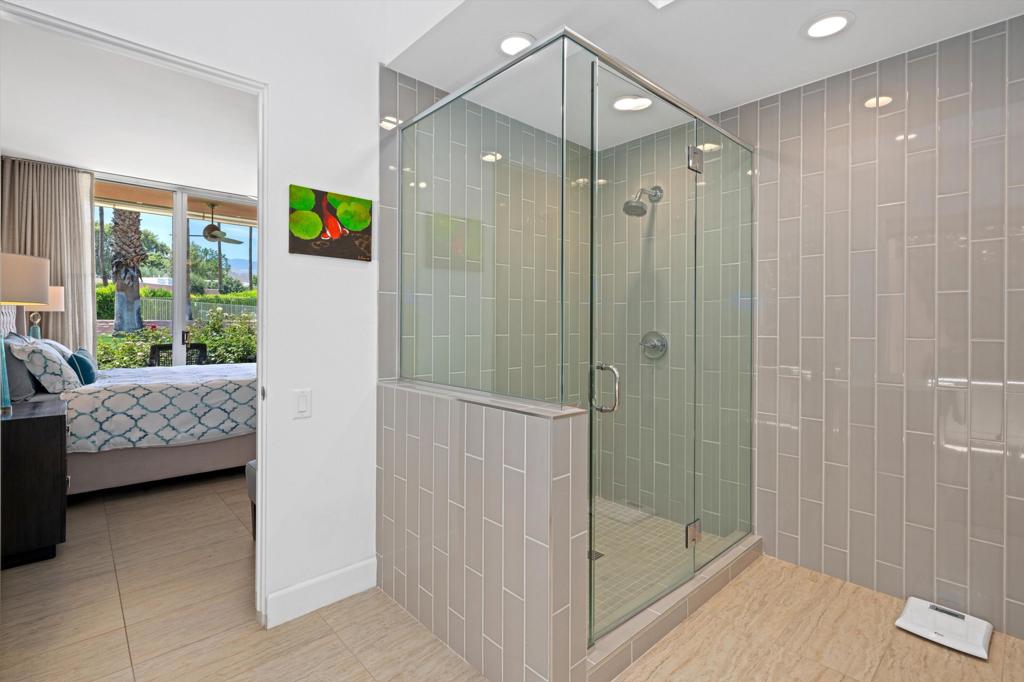 47432 Medina Drive W