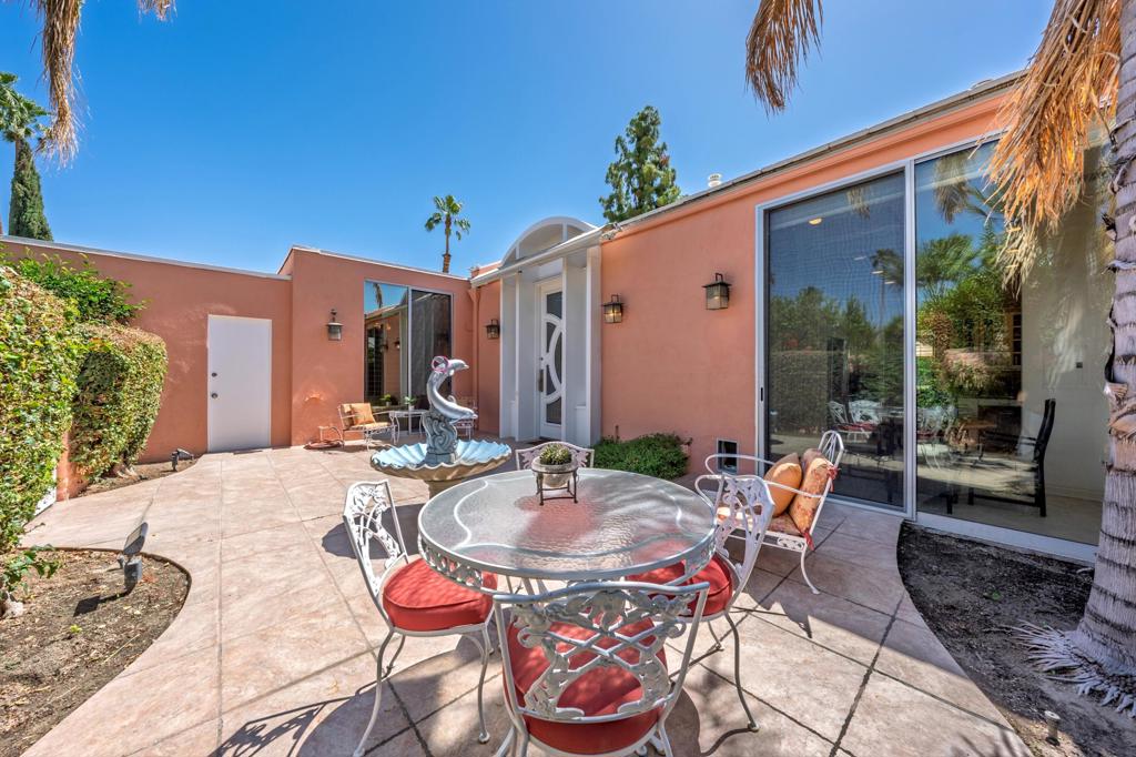 47157 El Menara Circle