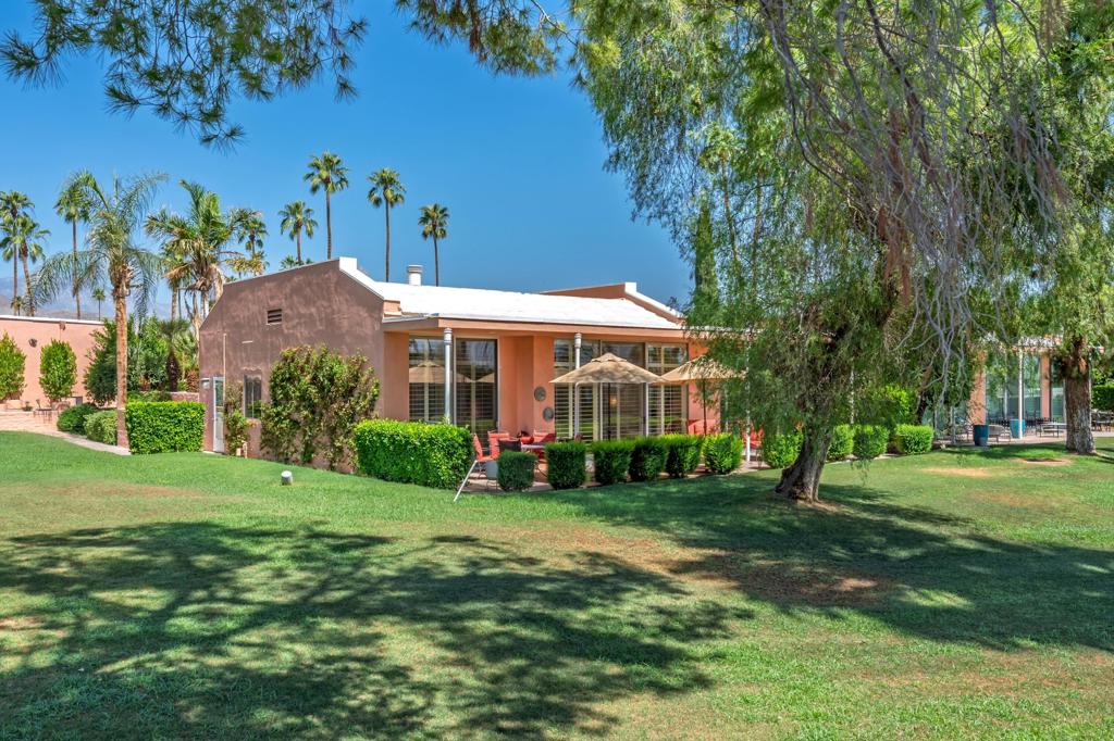 47157 El Menara Circle