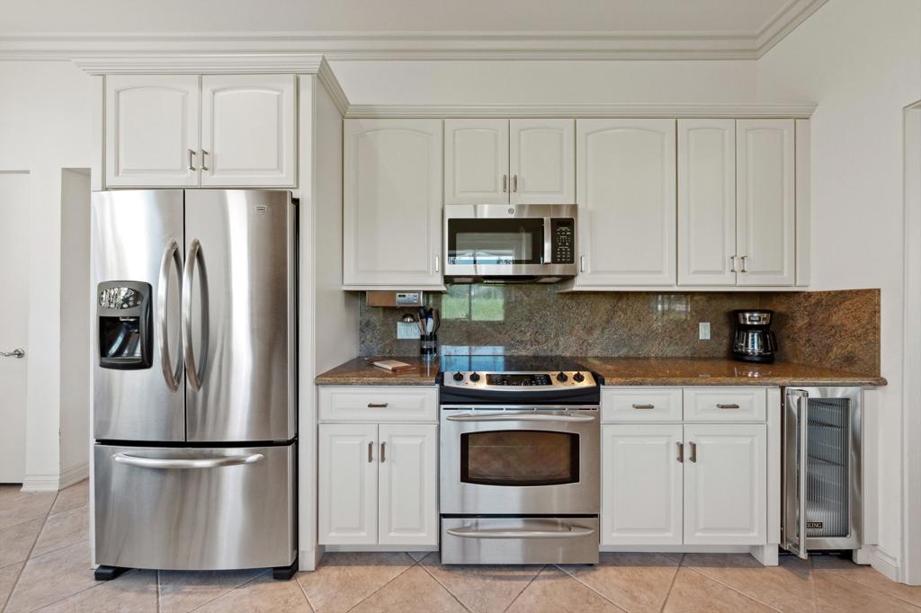 47157 El Menara Circle