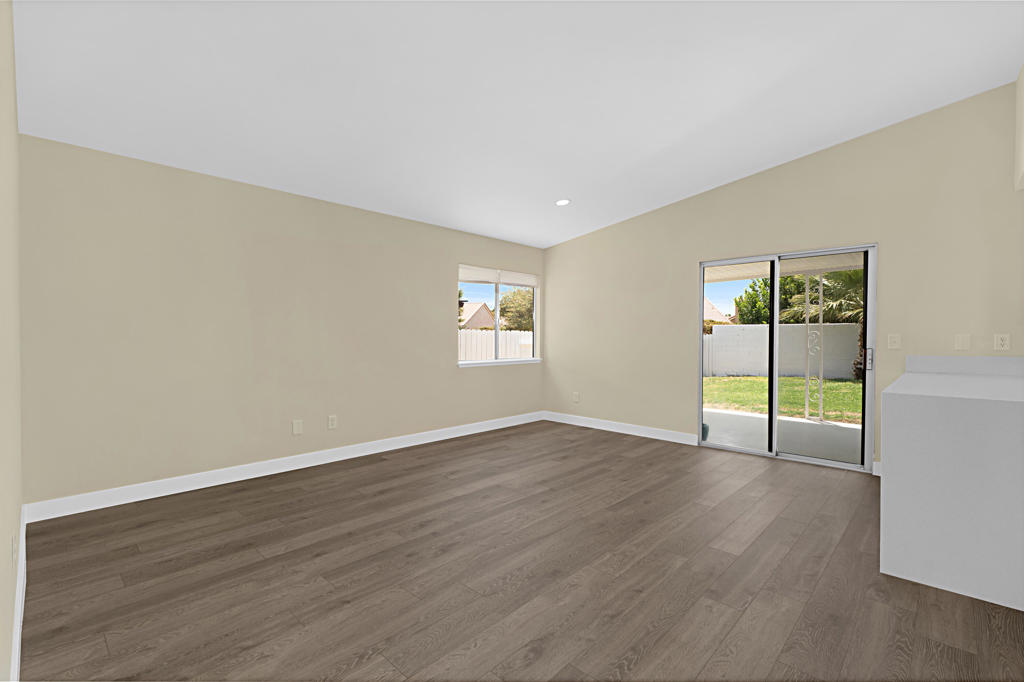 80833 Dartmouth Avenue