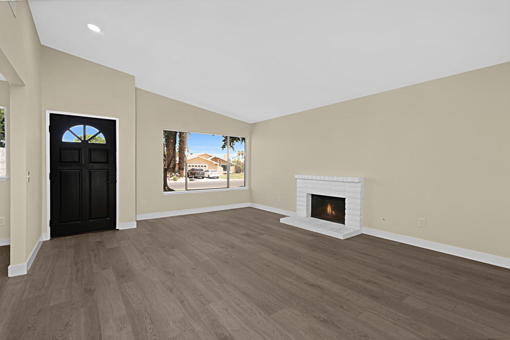 80833 Dartmouth Avenue