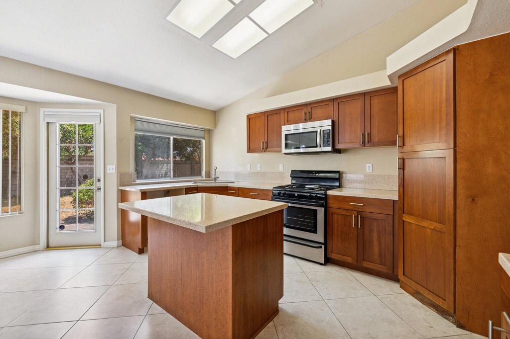 78870 Sonesta Way