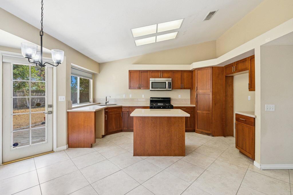 78870 Sonesta Way