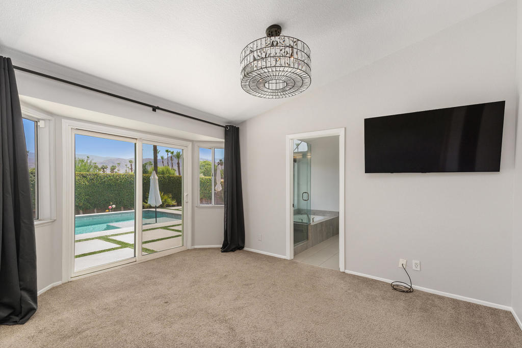 70920 Ironwood Drive