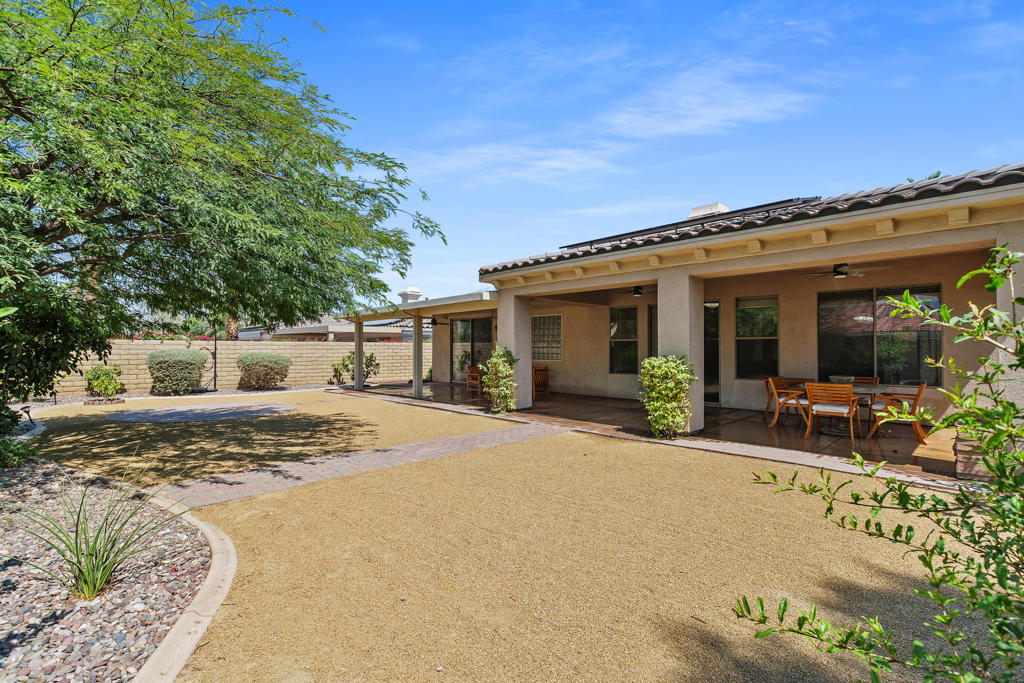 74107 Kokopelli Circle