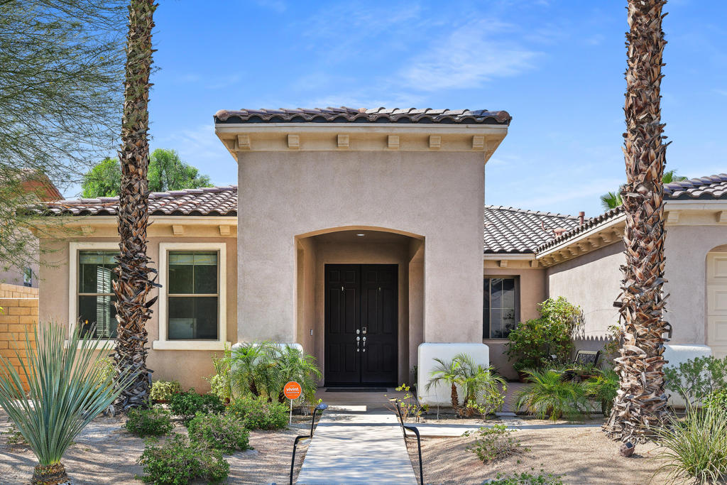 74107 Kokopelli Circle