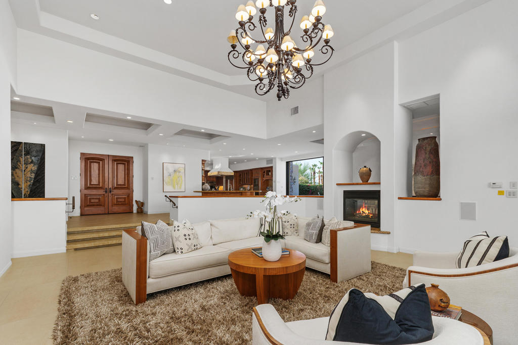 73481 Mariposa Drive
