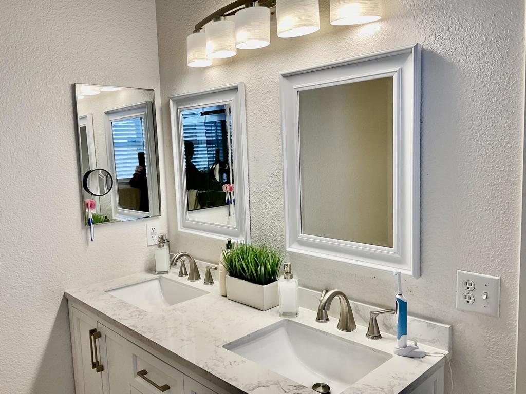 69572 Ridgeway Avenue