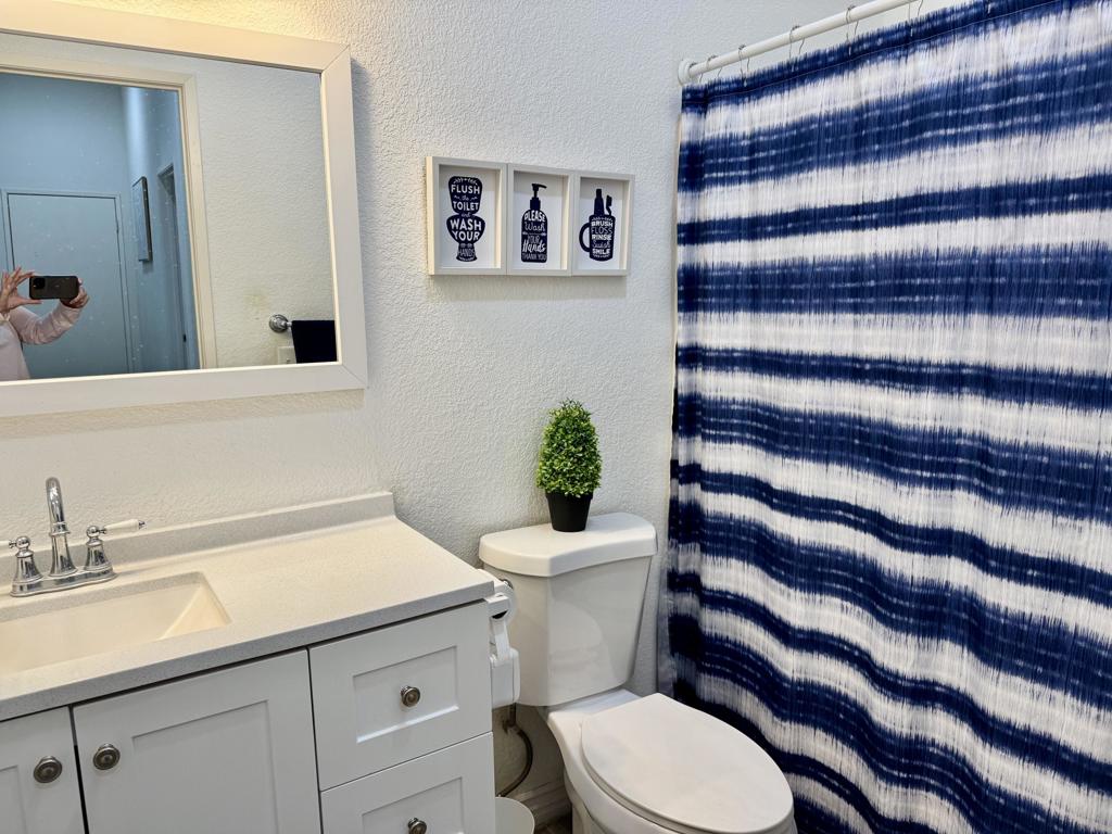 69572 Ridgeway Avenue