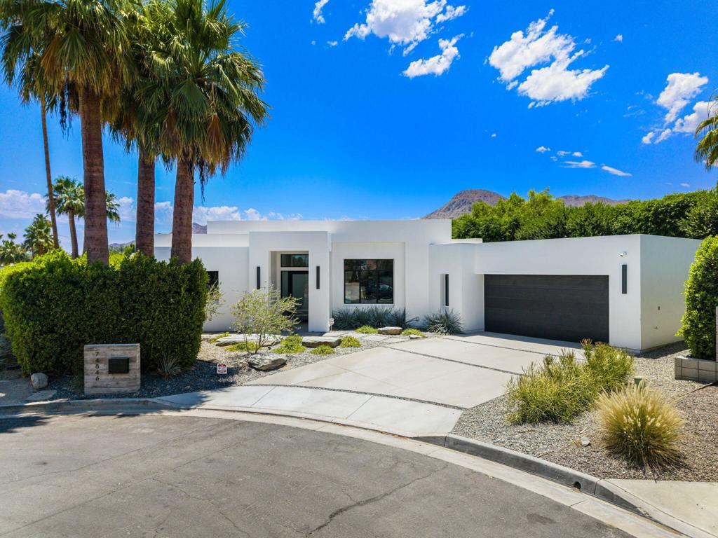 74846 Fox Hills Court