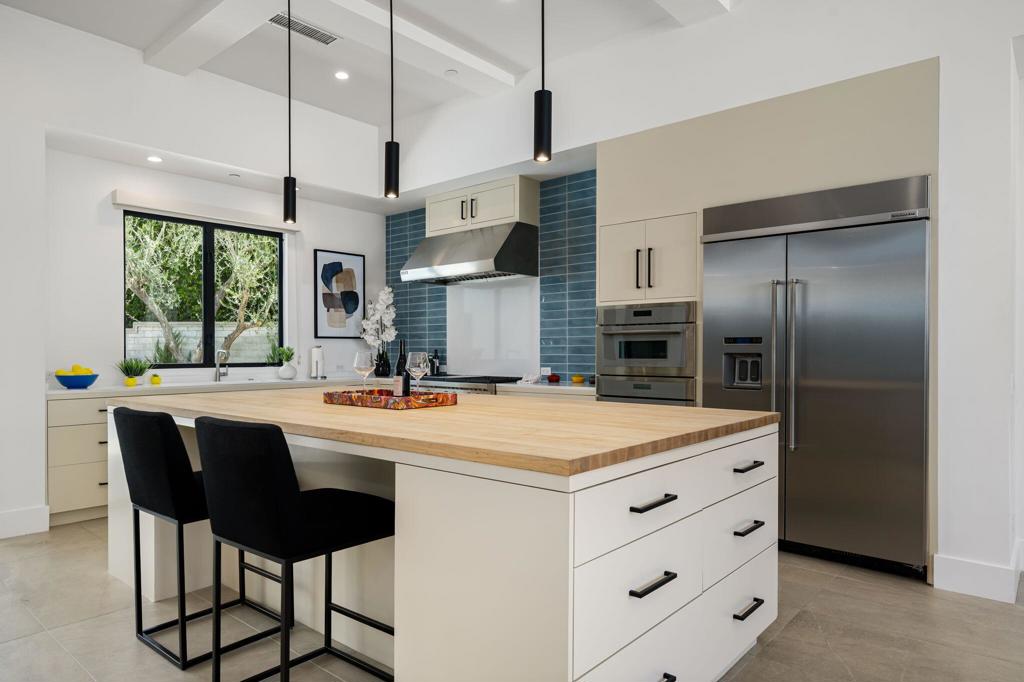 74846 Fox Hills Court