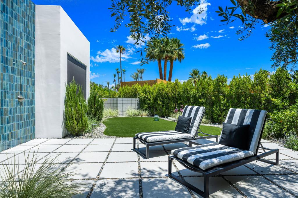 74846 Fox Hills Court