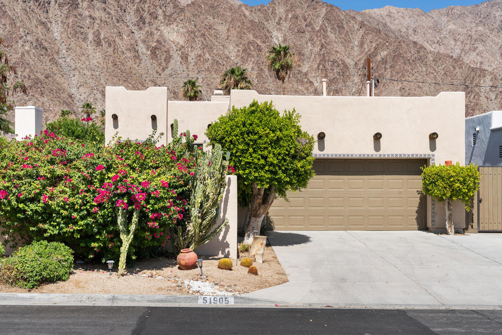 51905 Avenida Obregon