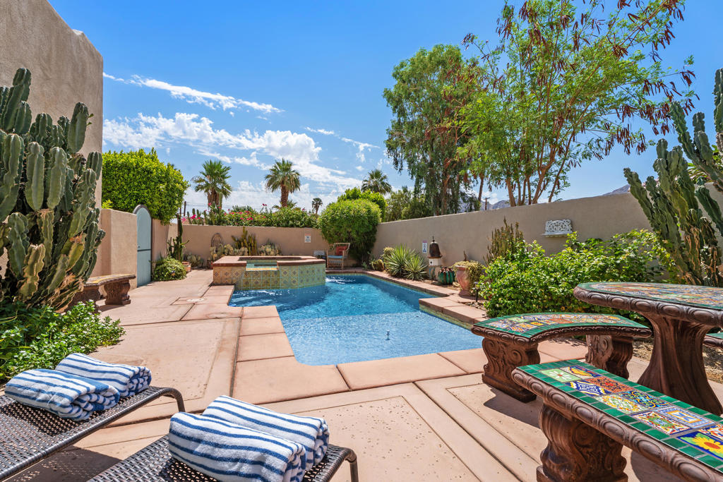 51905 Avenida Obregon