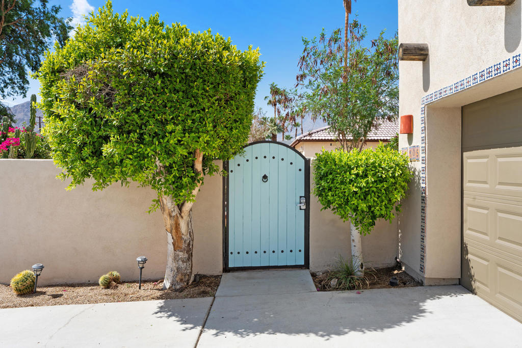 51905 Avenida Obregon