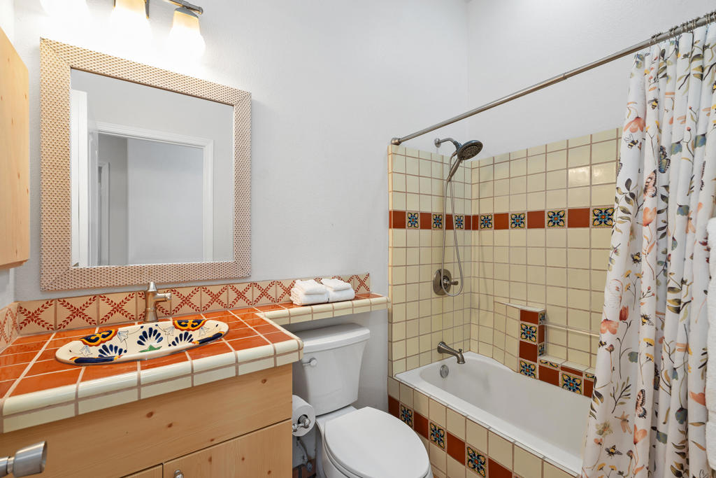 51905 Avenida Obregon