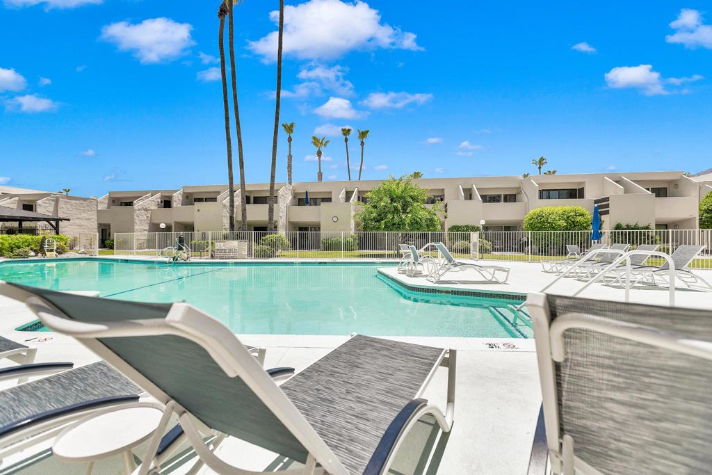 1655 E Palm Canyon Drive 115