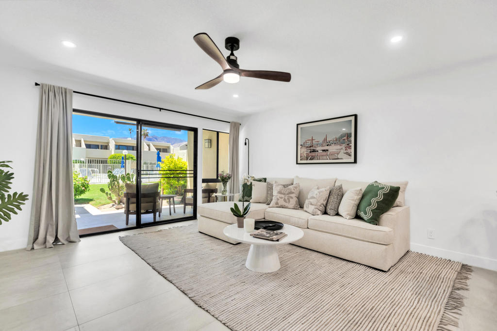 1655 E Palm Canyon Drive 115