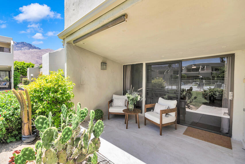 1655 E Palm Canyon Drive 115