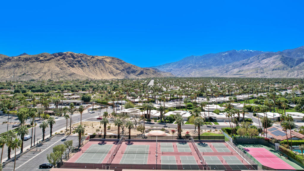 1655 E Palm Canyon Drive 115