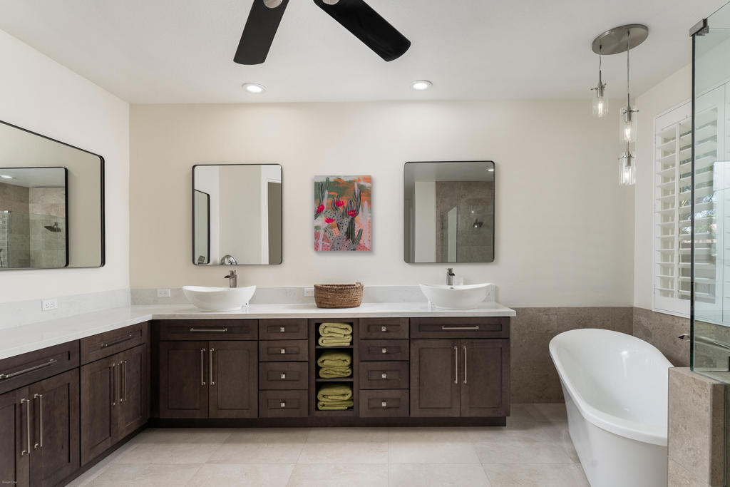 77363 Sky Mesa Lane