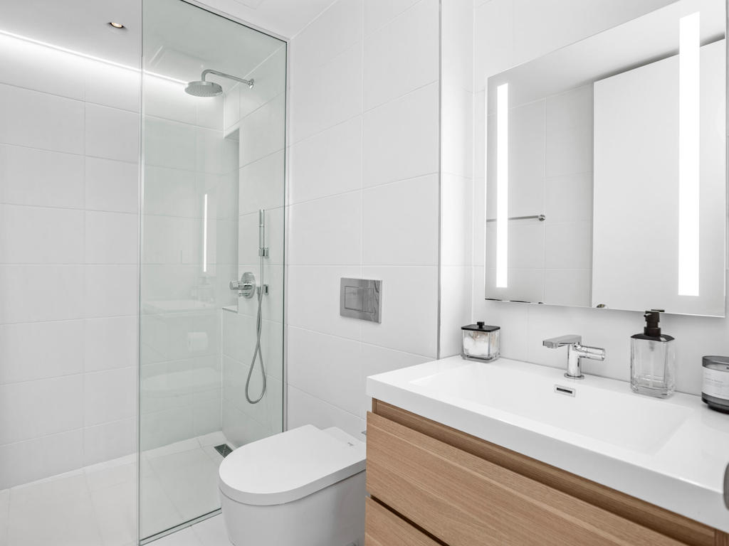 13845 Scenic Crest Circle