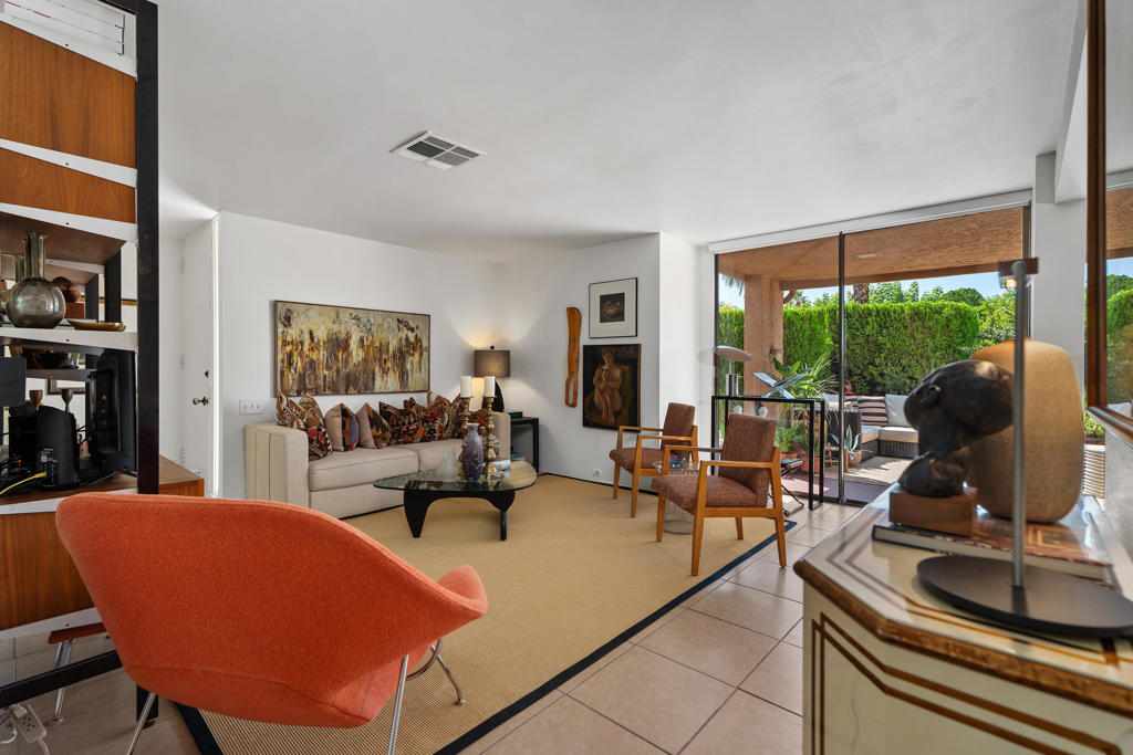 2557 N Whitewater Drive B