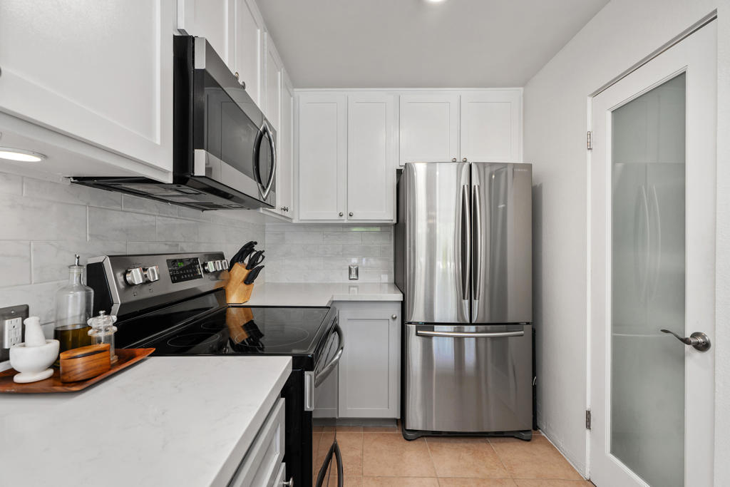 2557 N Whitewater Drive B