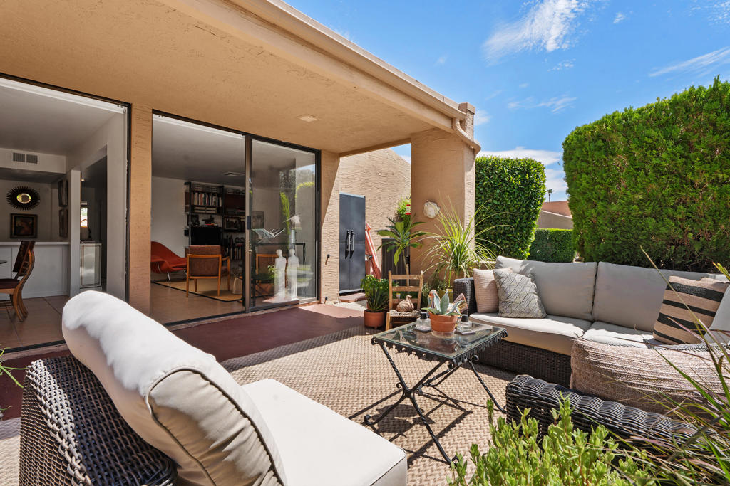 2557 N Whitewater Drive B