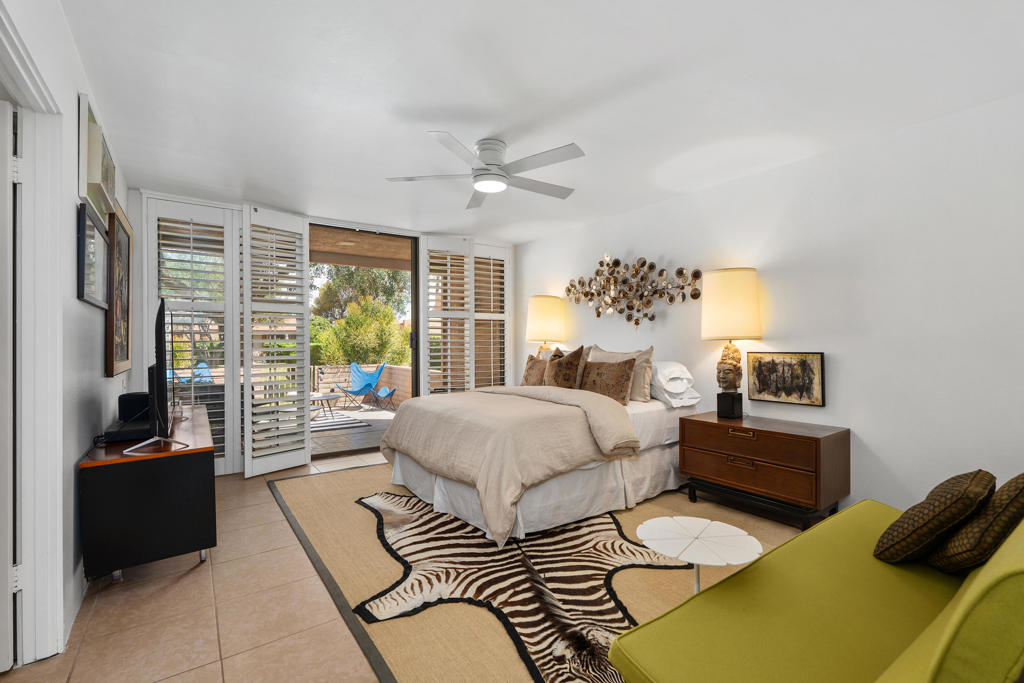 2557 N Whitewater Drive B