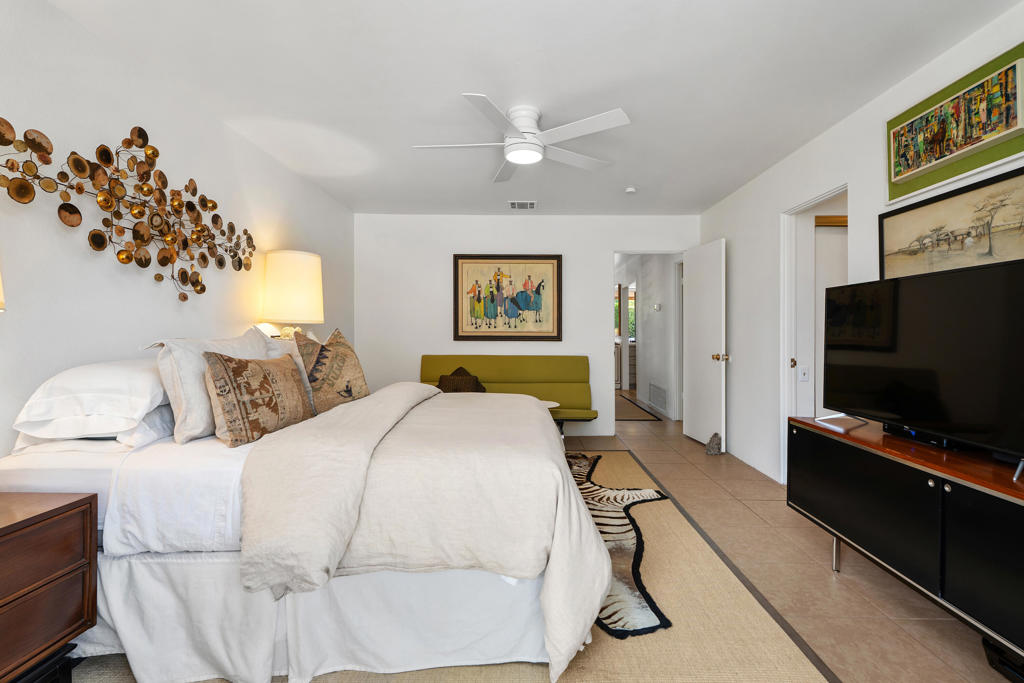 2557 N Whitewater Drive B