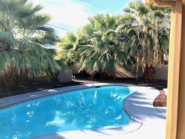 73427 Santa Rosa Way