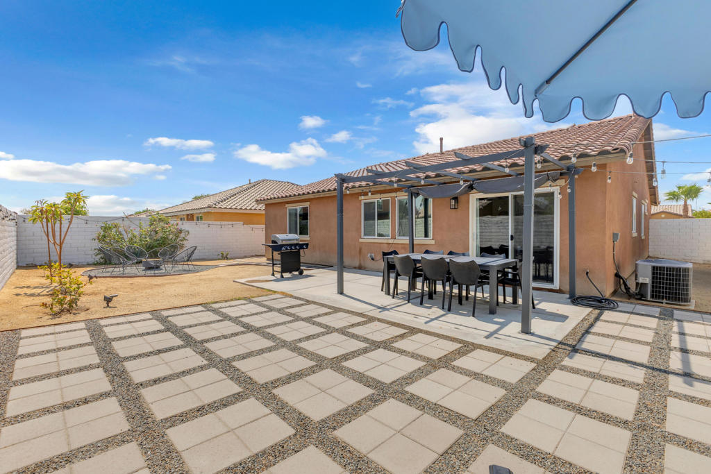 84062 Huntington Avenue