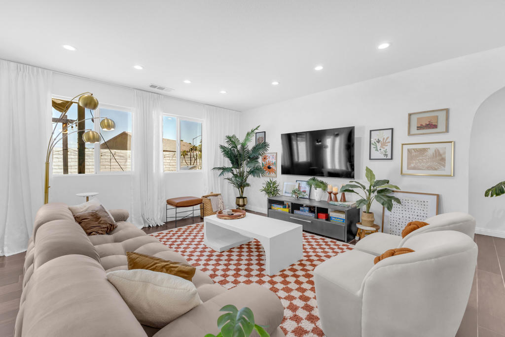 84062 Huntington Avenue