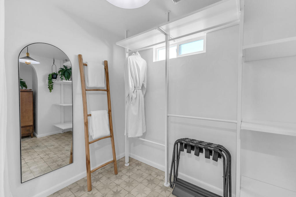 84062 Huntington Avenue