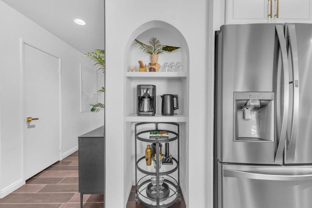 84062 Huntington Avenue