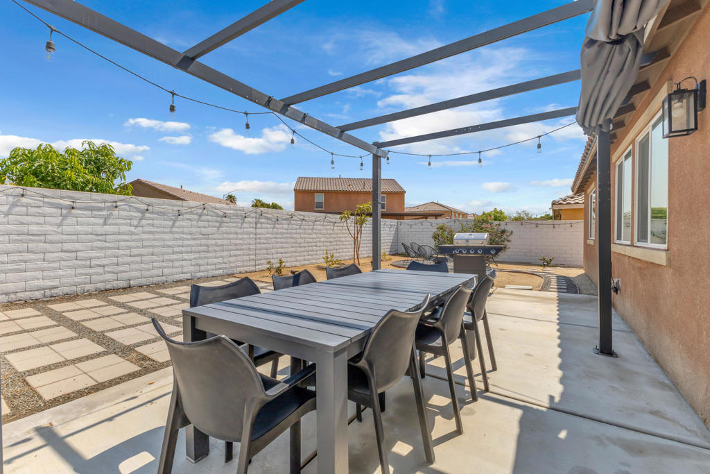 84062 Huntington Avenue