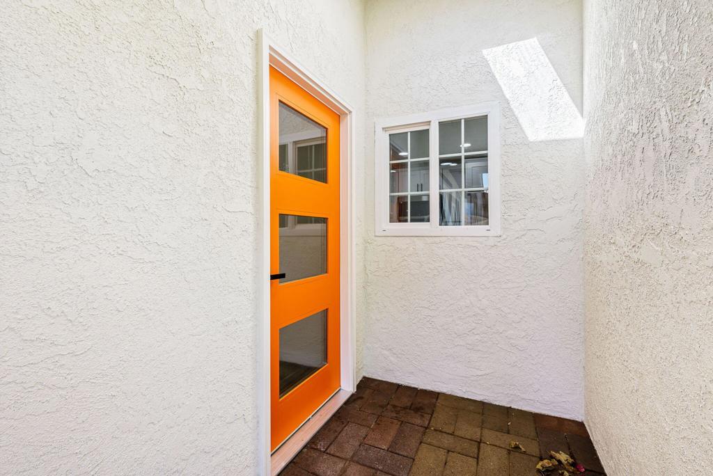 52885 Avenida Carranza