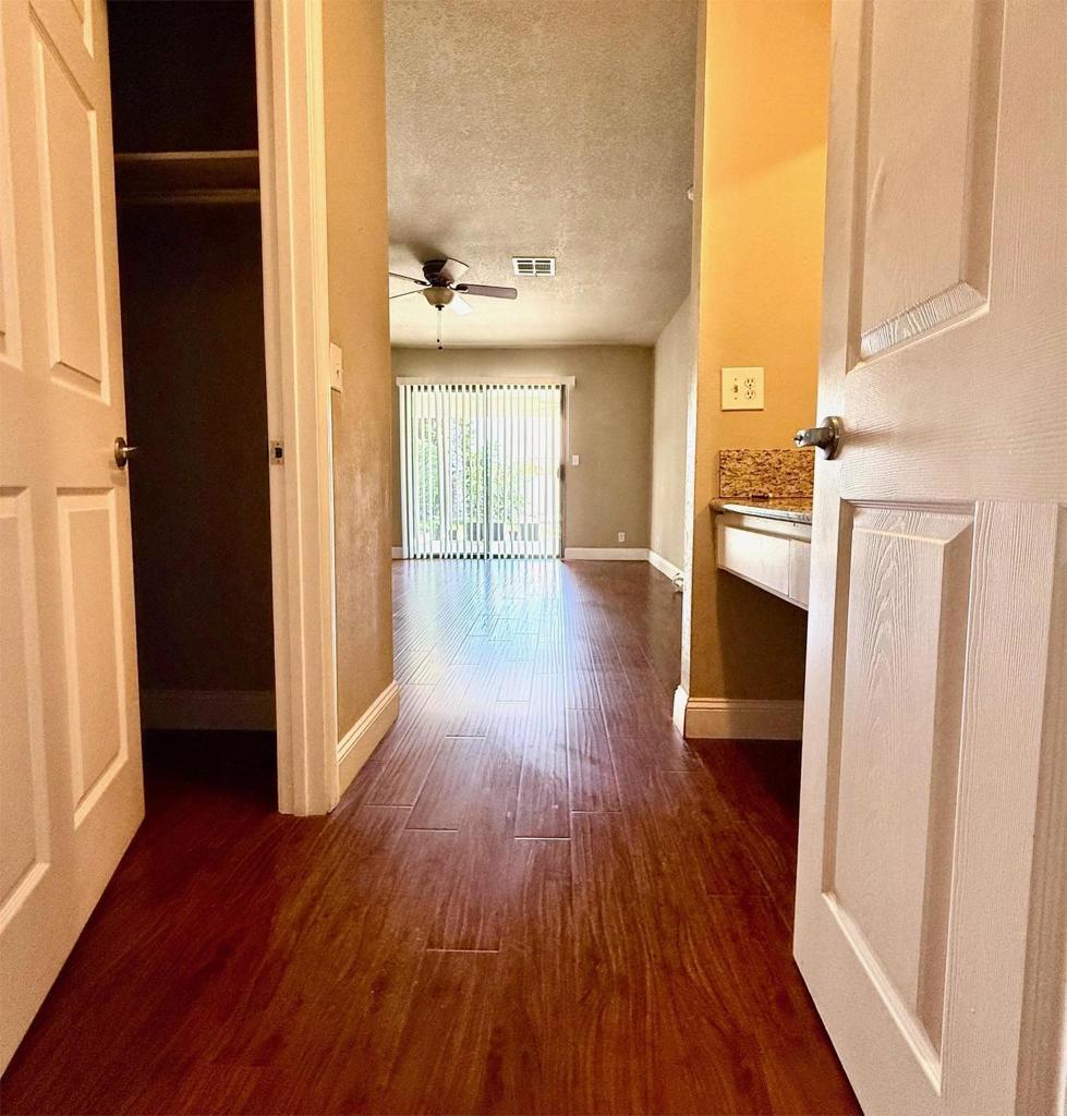 64501 Spyglass Avenue