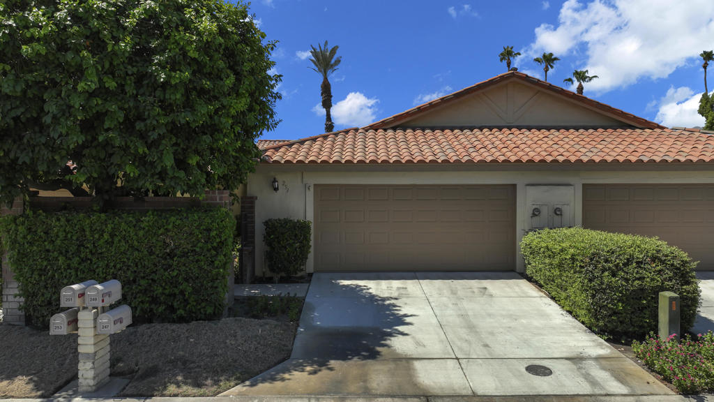 251 Calle Del Verano