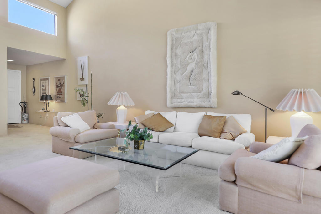 251 Calle Del Verano