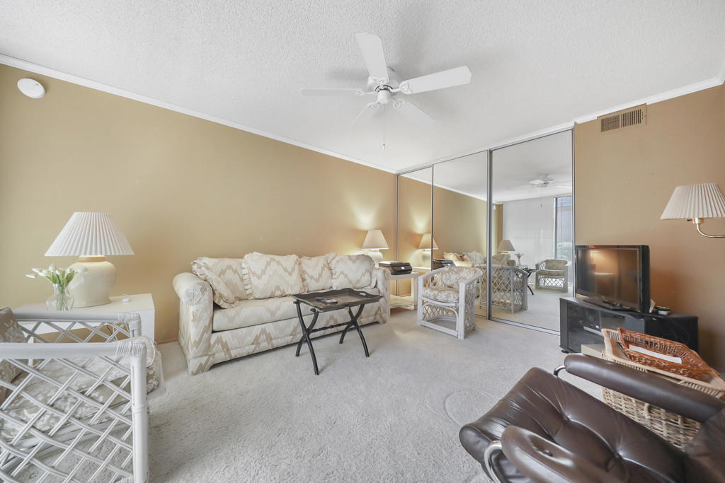 251 Calle Del Verano