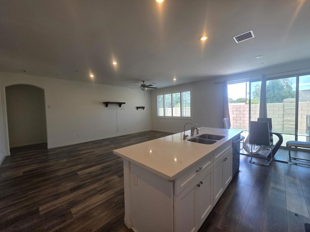 81380 Van Gogh Court