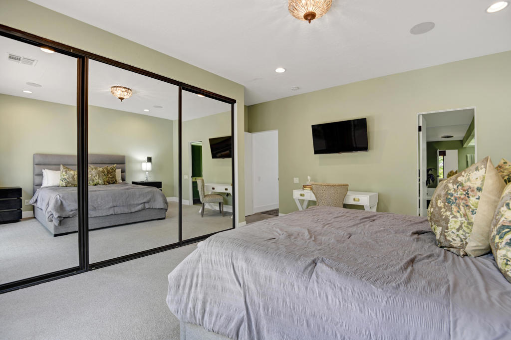 10509 Sunningdale Drive