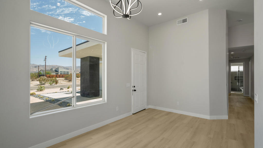 67715 Broken Arrow Lane