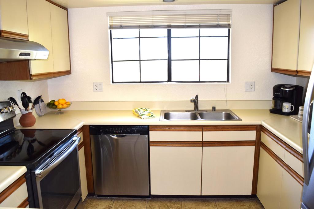 505 S Farrell Drive Q104