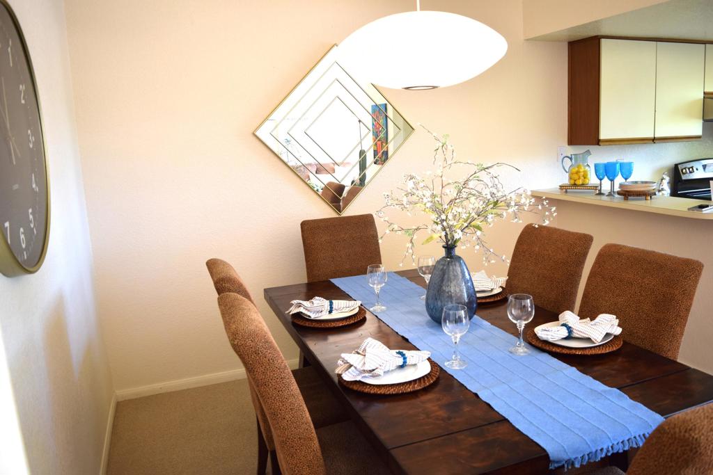 505 S Farrell Drive Q104