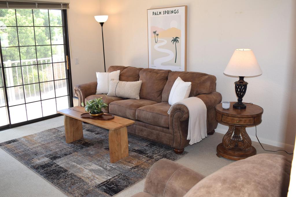 505 S Farrell Drive Q104