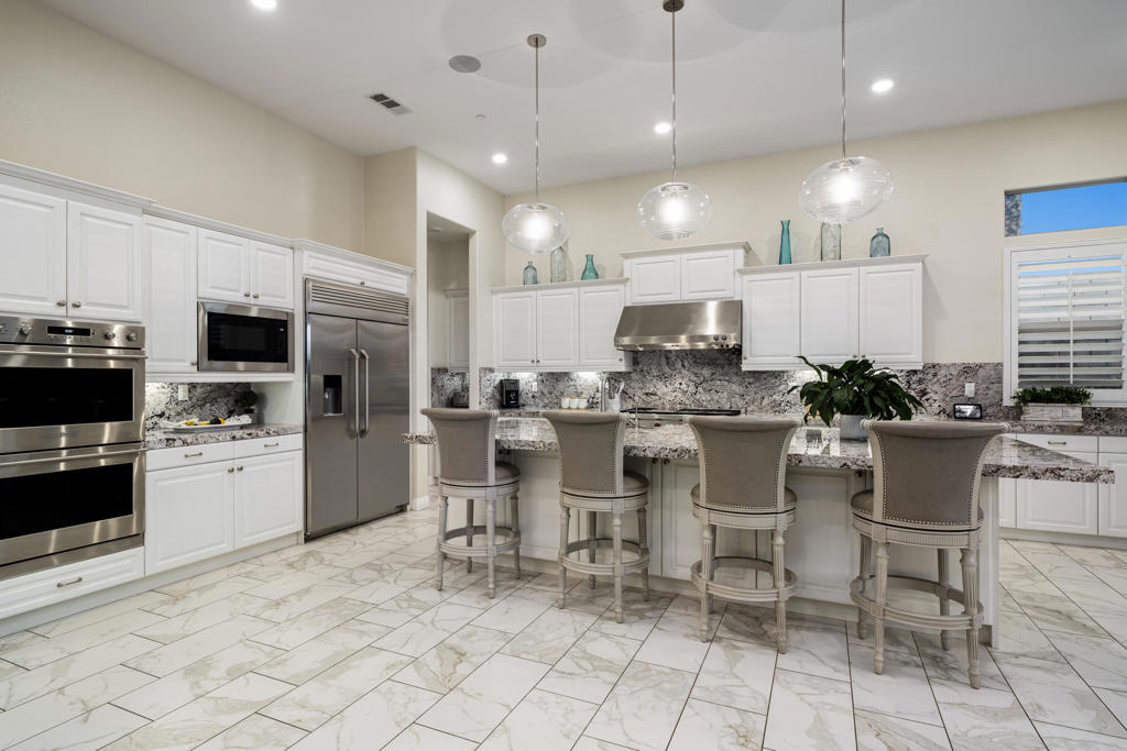 54900 Damascus Drive